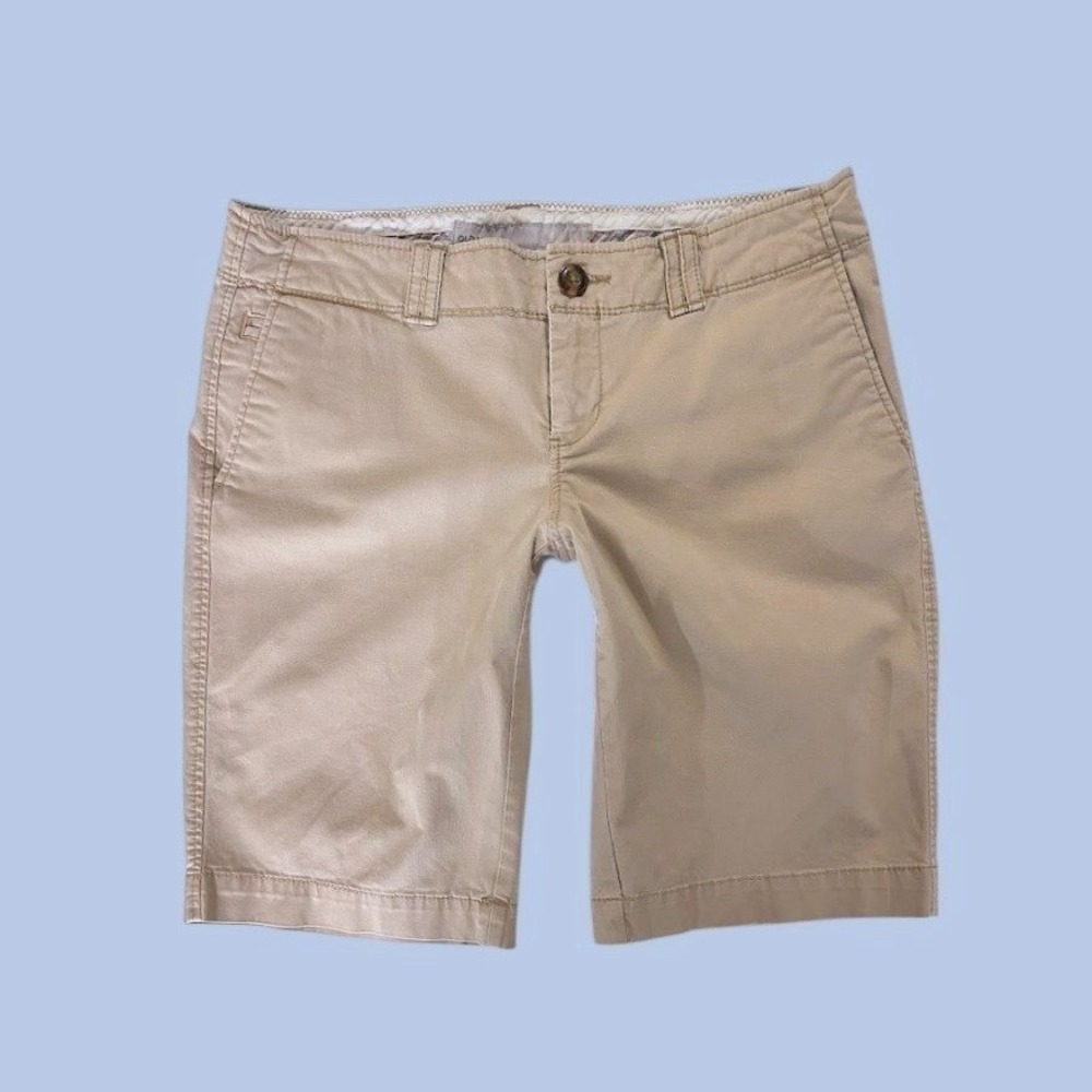 Vintage y2k Low Rise Bermuda Shorts Khaki Size 2 Summer Hot Girl Preppy